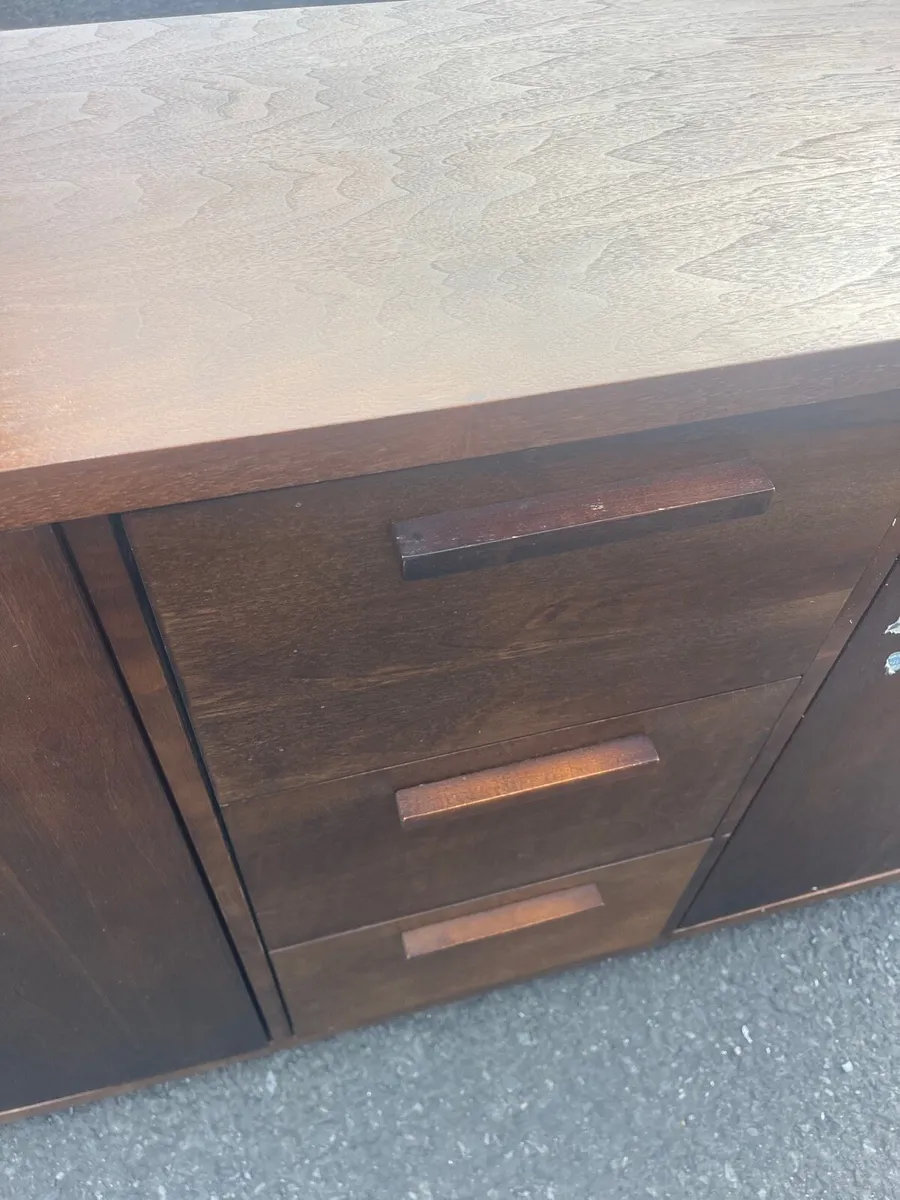 Sideboard cabinet - Image 1
