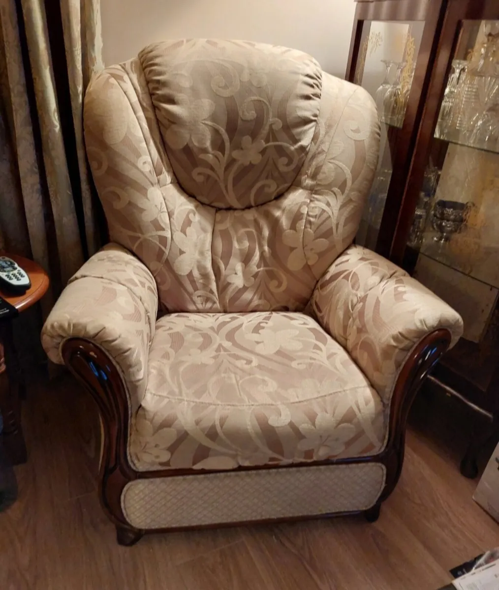 Sofa and 2 armchairs - Image 3