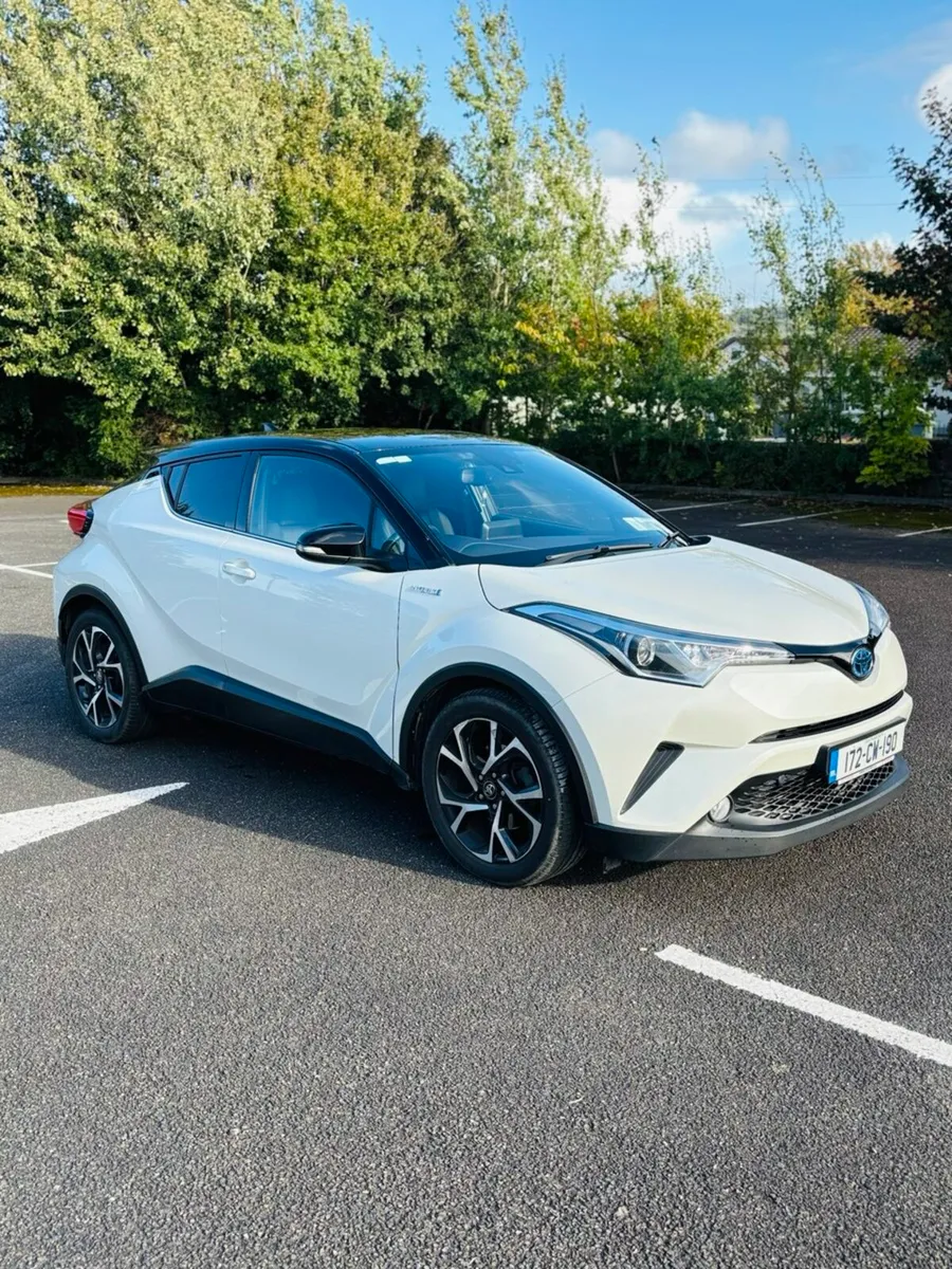 Toyota C-HR Luna Sport - Image 1