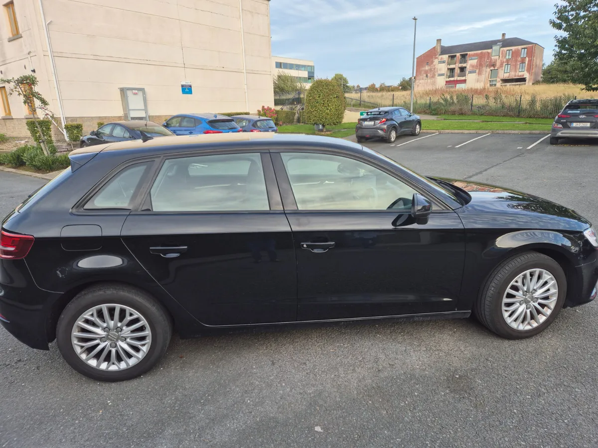 AUDI A3 DIESEL 1.6 AUTOMATIC SE 2018 - Image 4