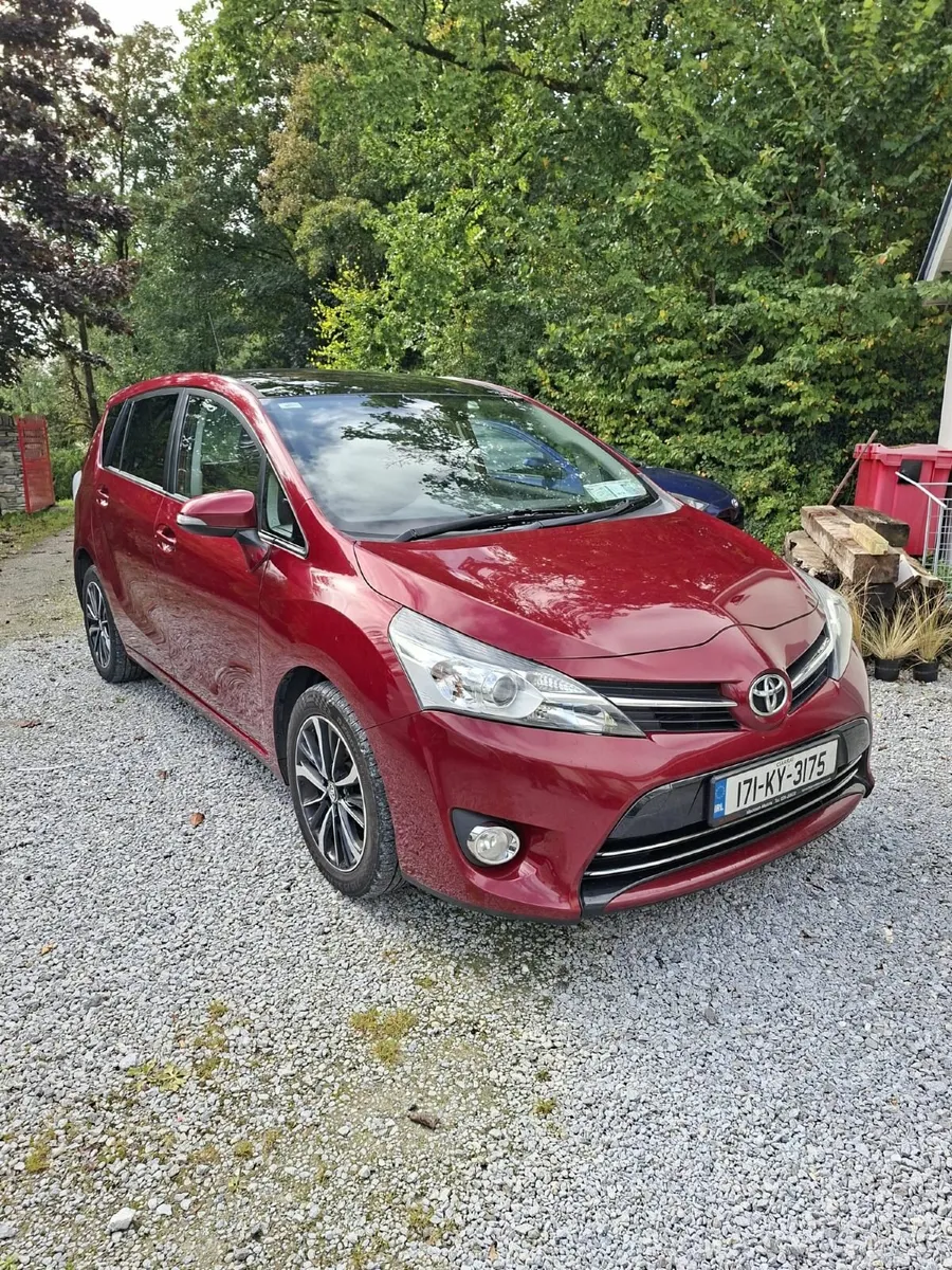 171 Toyota Verso Design TSS 1.6 | 7 Seater - Image 1