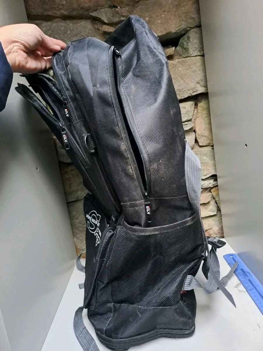 Large Backpack new for travel - Image 3
