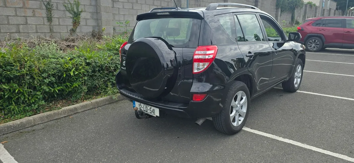 2012 RAV4 2.2 DIESEL AWD 4X4 - Image 4