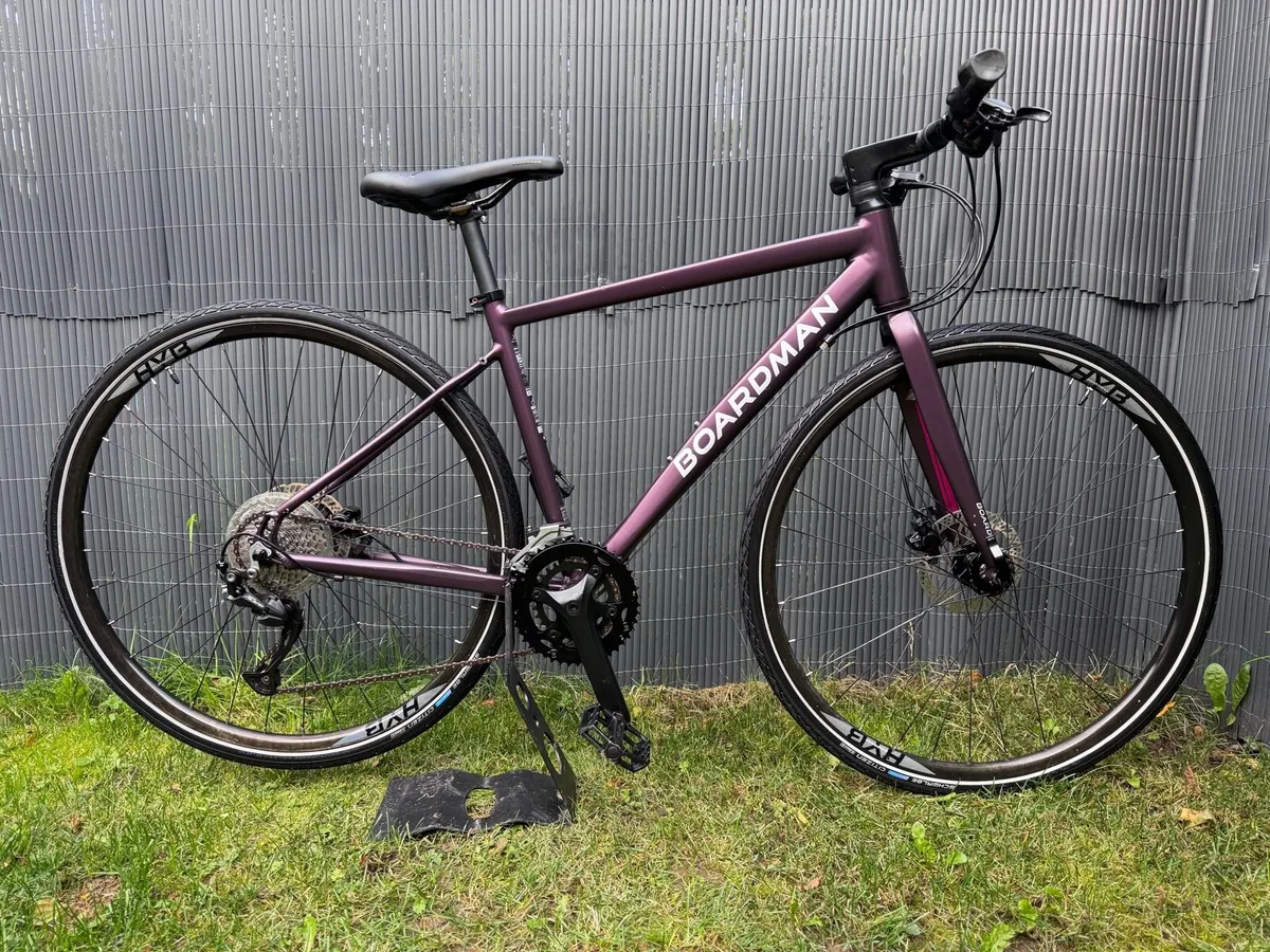 Boardman Hybrid Bike Size M - Image 1