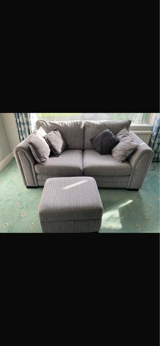 Sofa (trending)