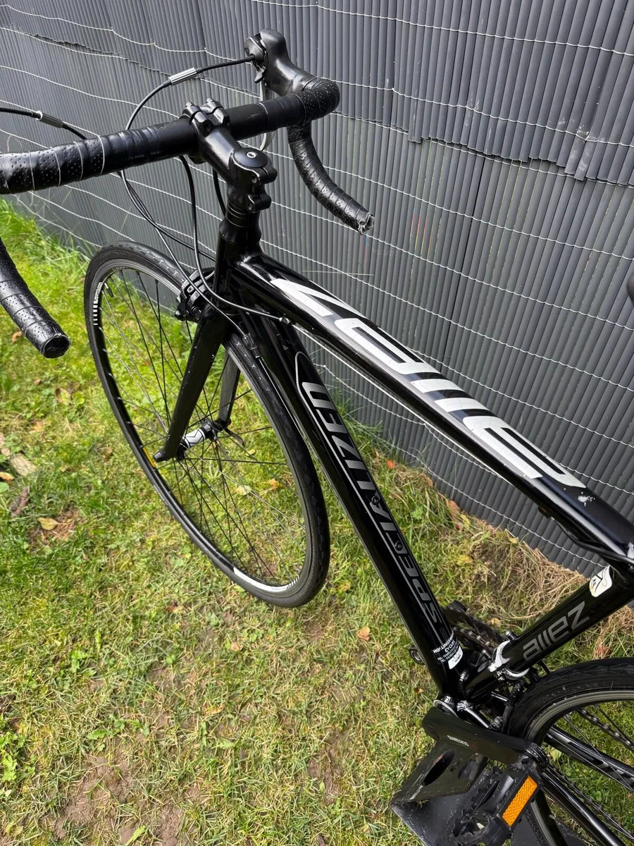 Specialized Road Bike - Image 3