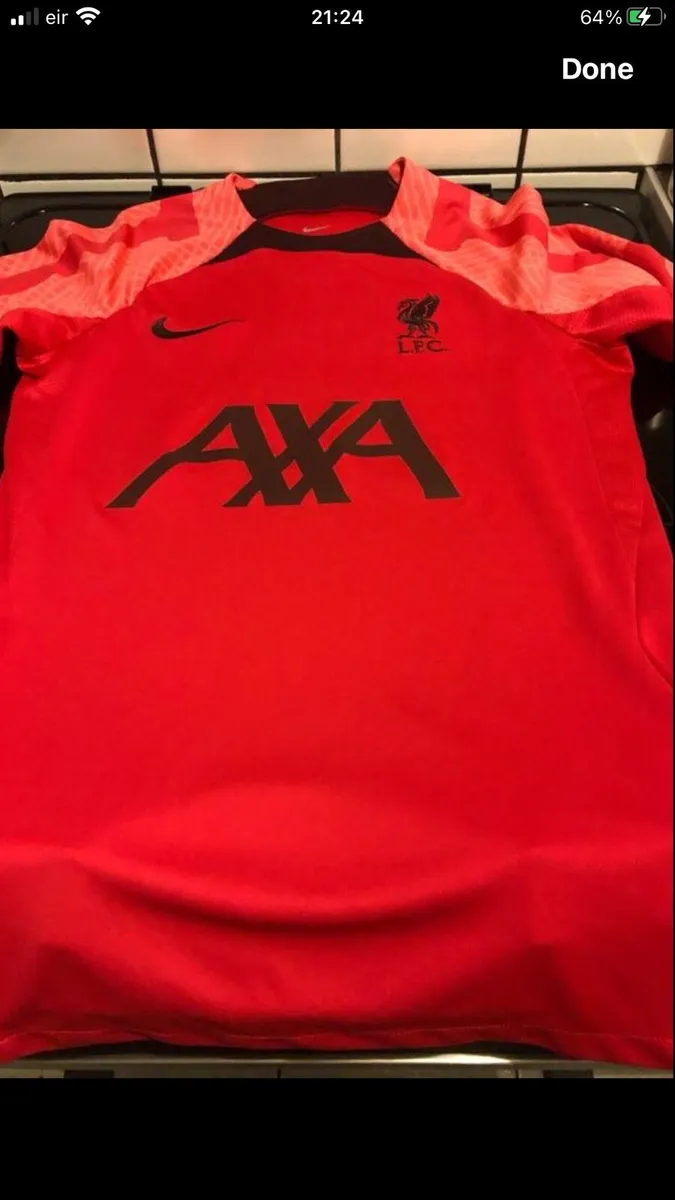 Boys Liverpool jersey size XS €10 - Image 2