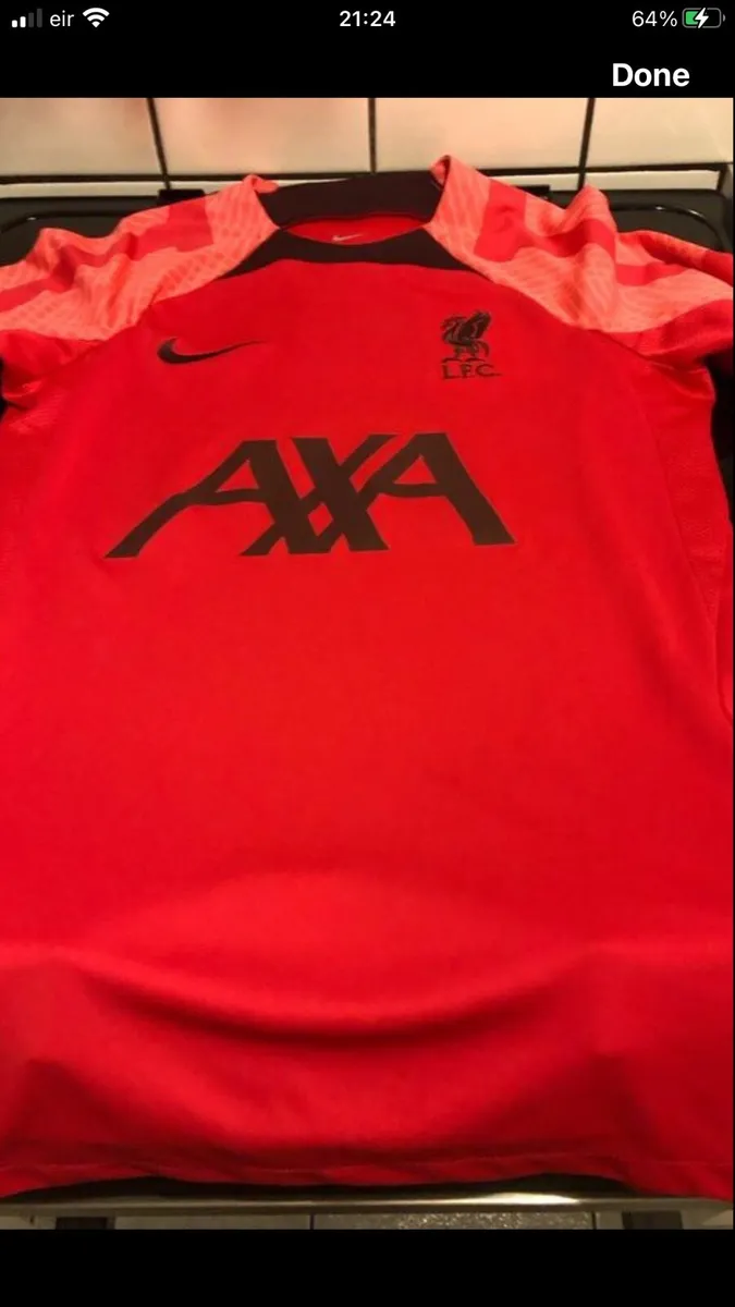 Boys Liverpool jersey size XS €10 - Image 4