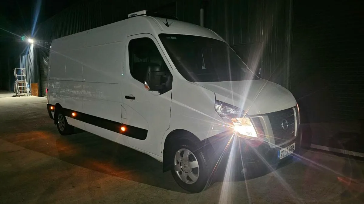 /// RENAULT MASTER FRIDGE VAN /// - Image 3