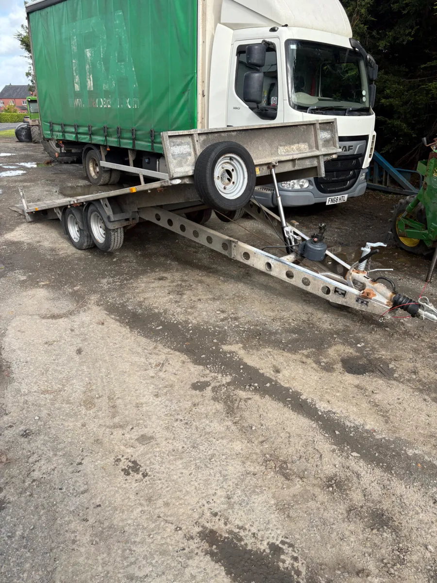 Ifor Williams tilt bed trailer - Image 1