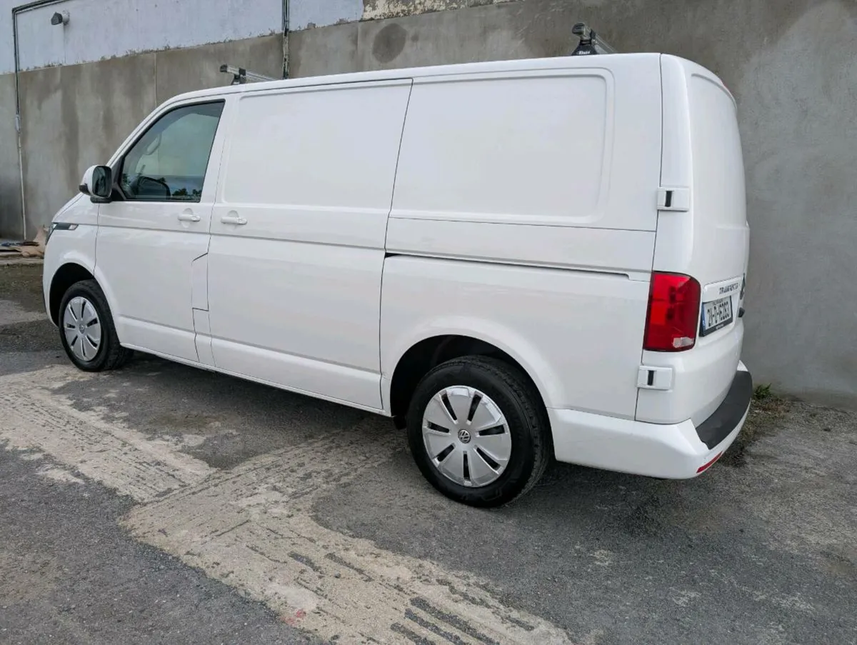 2021 Volkswagen Transporter SWB Trendline - Image 3