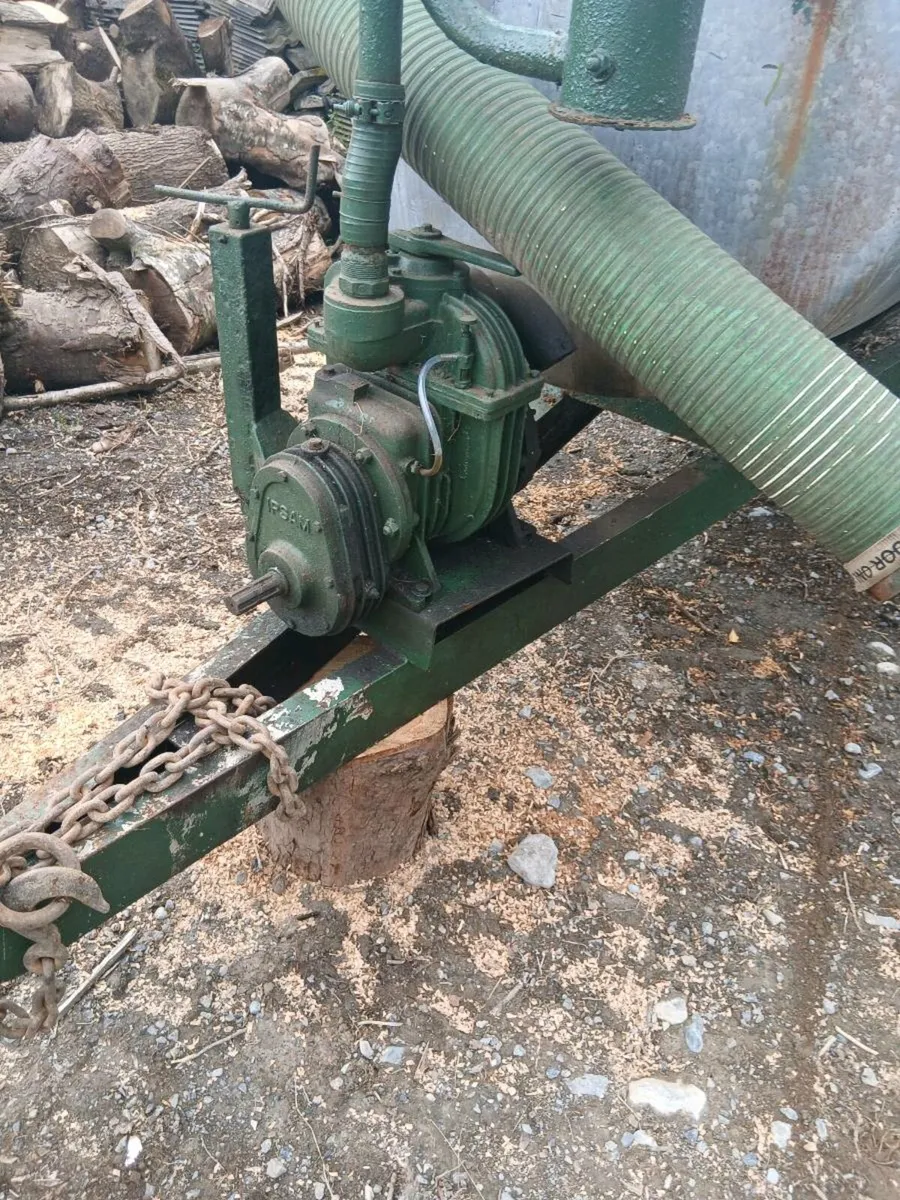 Slurry tanker - Image 3