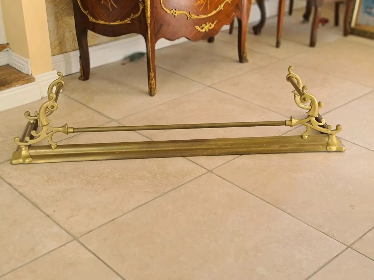 Antique Fender - Image 4