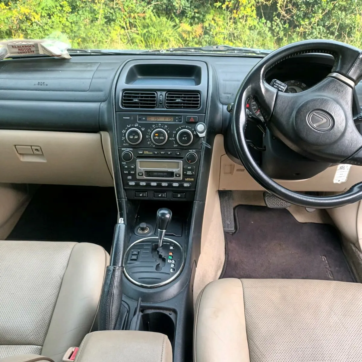 Car for sale - Image 2