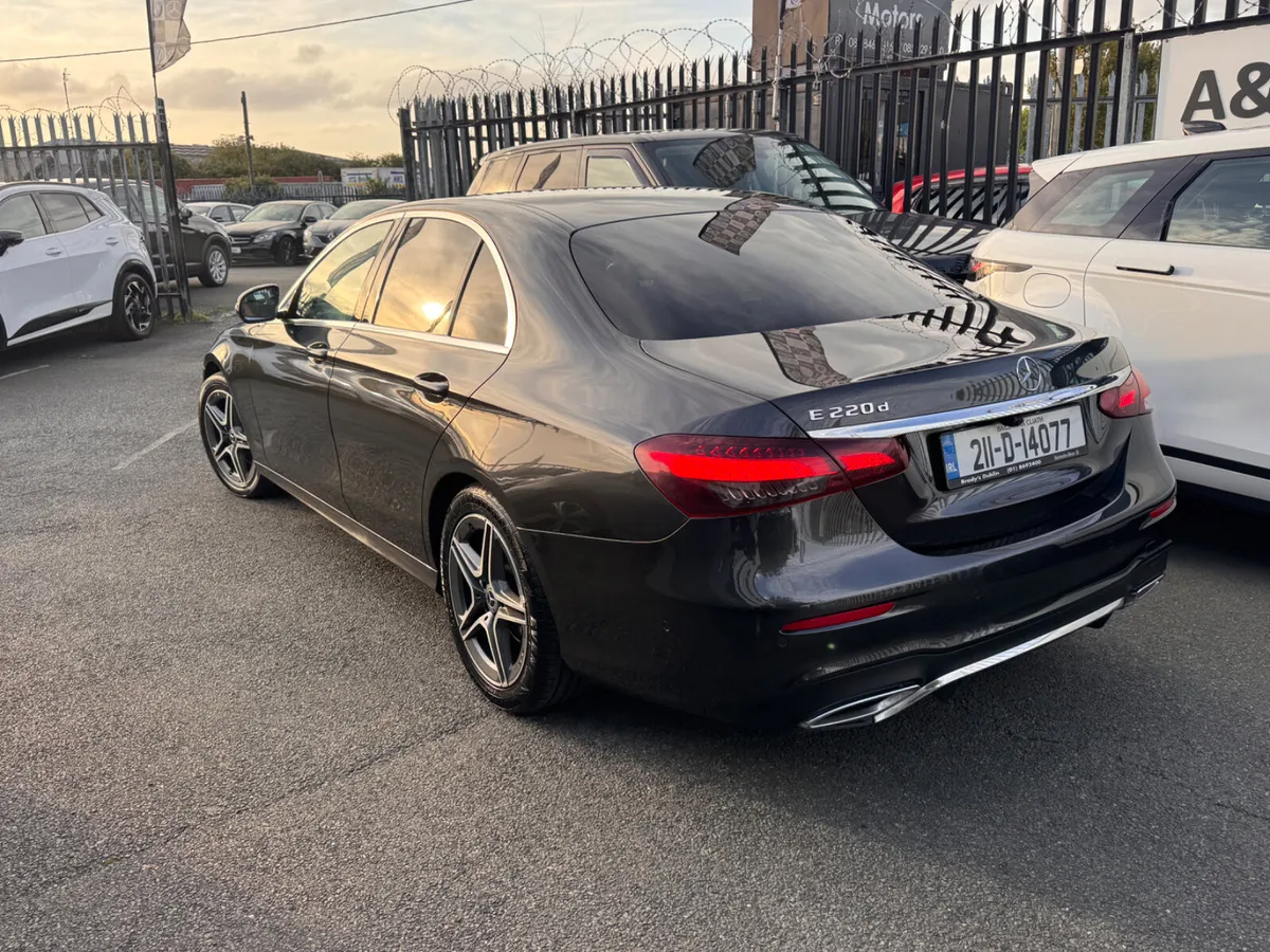 2021 Mercedes E-Class Avantgarde - Image 4