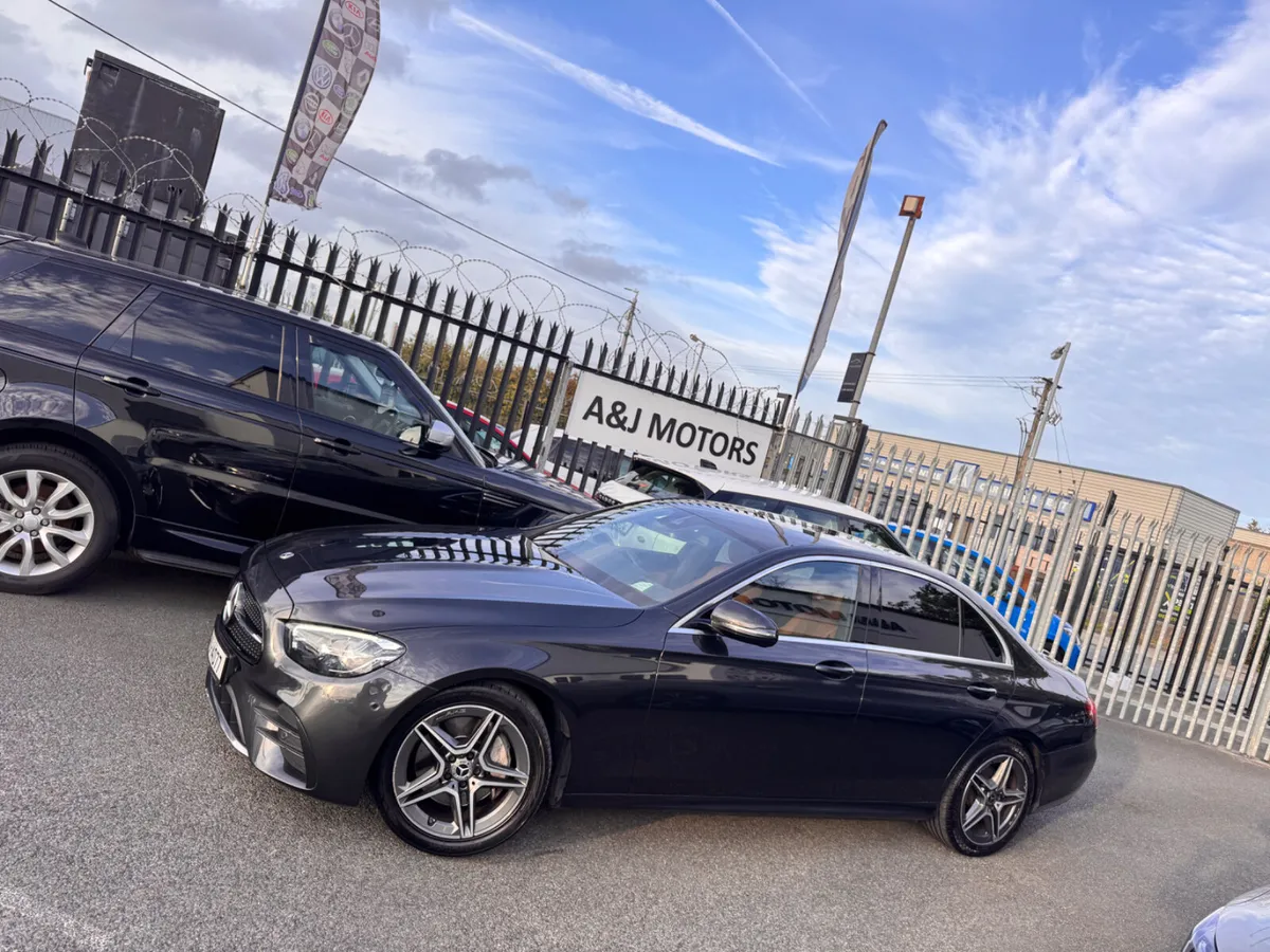2021 Mercedes E-Class Avantgarde - Image 2