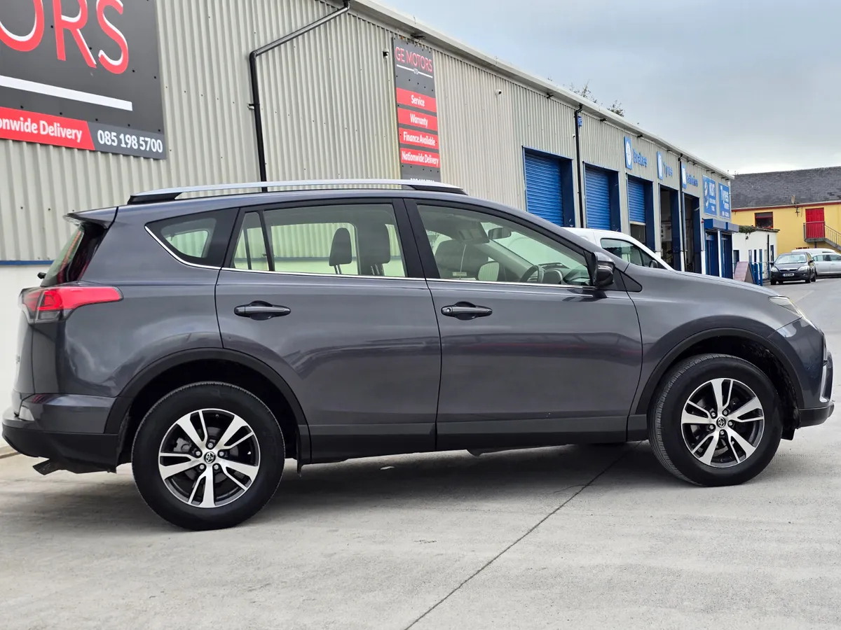 182 TOYOTA RAV4 2.0 D4D LUNA MODEL - Image 4
