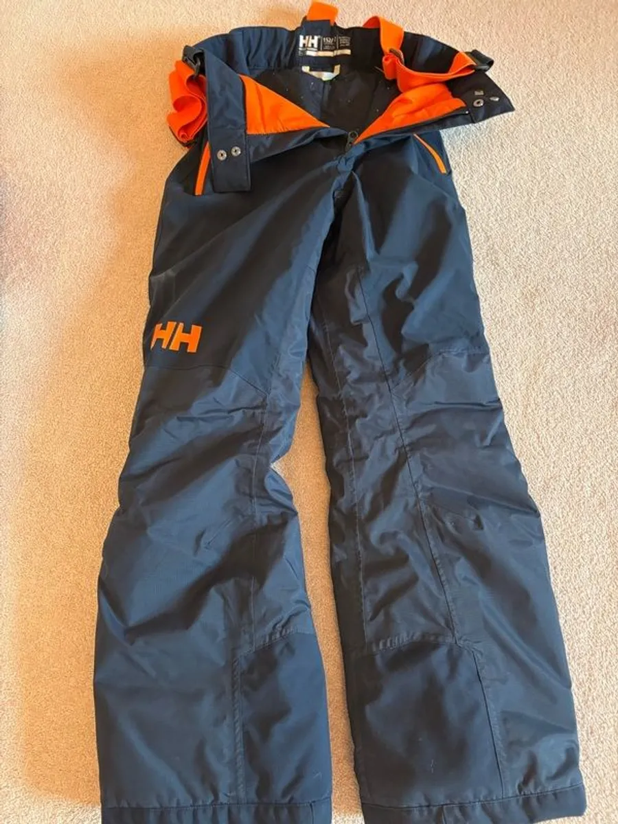 Helly Hansen ski jacket and trousers - Image 4