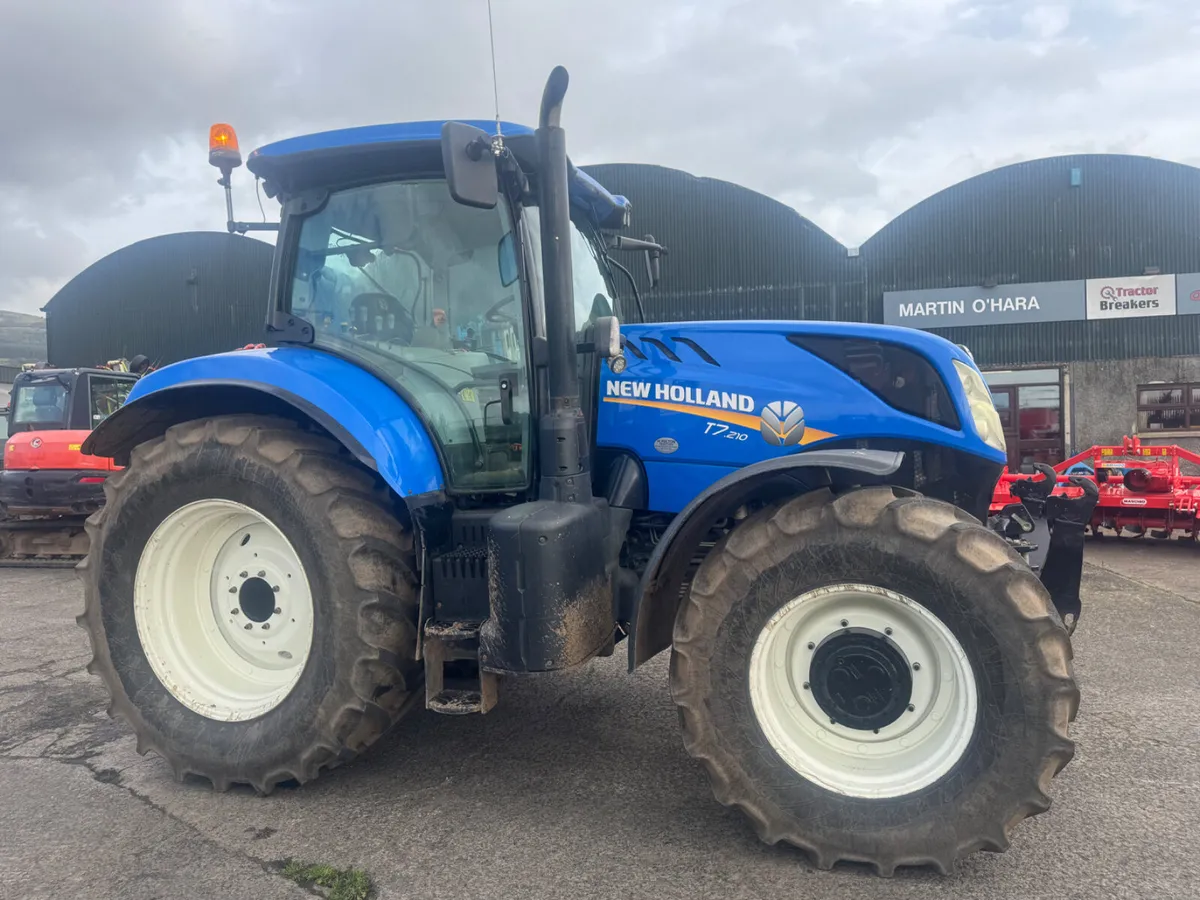 New Holland T7.210 Range Command - Image 3