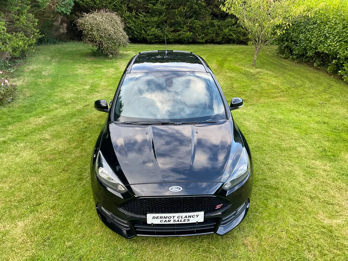 2017 Ford Focus ST-2 2.0 DIESEL (MINT!!!) - Image 3