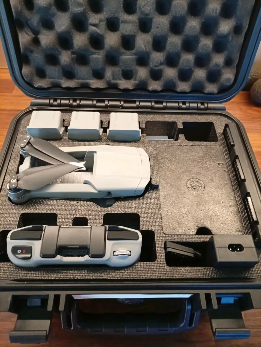 DJI Mavic Air 2 Combo - Image 2