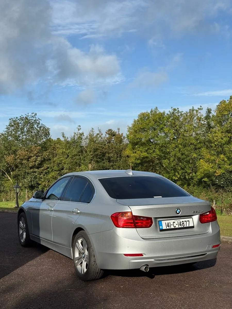 BMW 3-series LUXURY low mileage 2.0D AUTO - Image 3