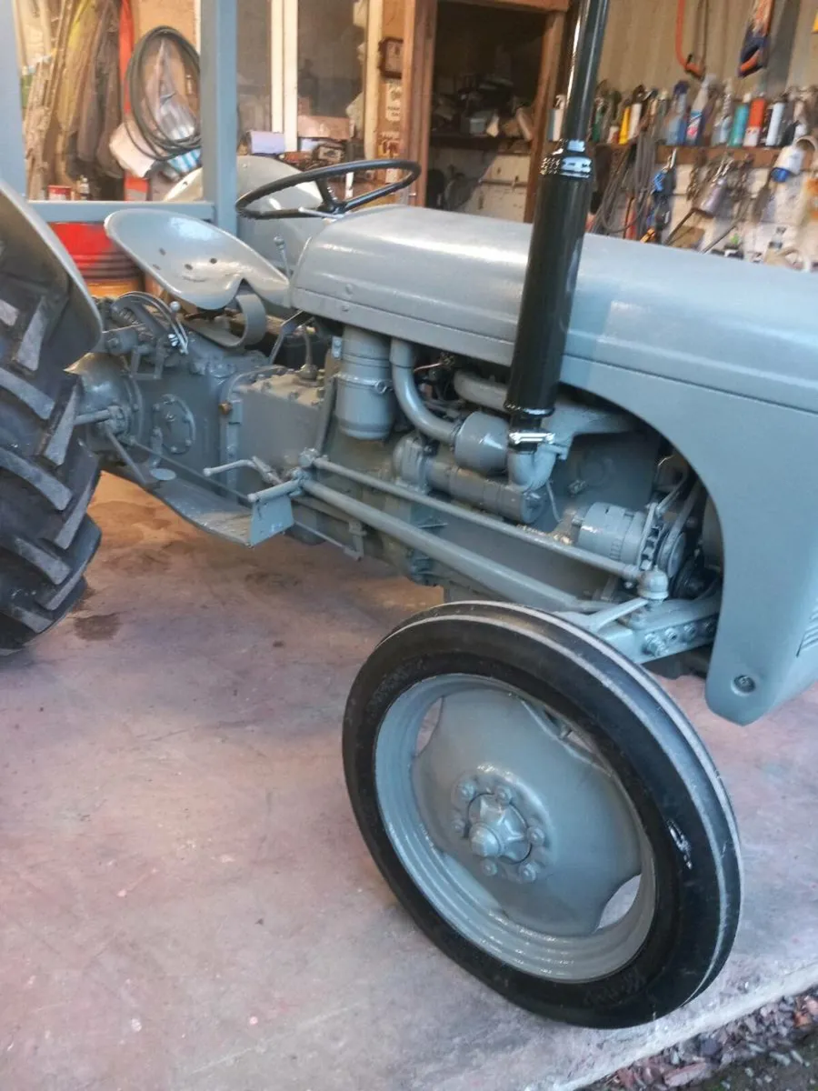 Tractor - Image 2
