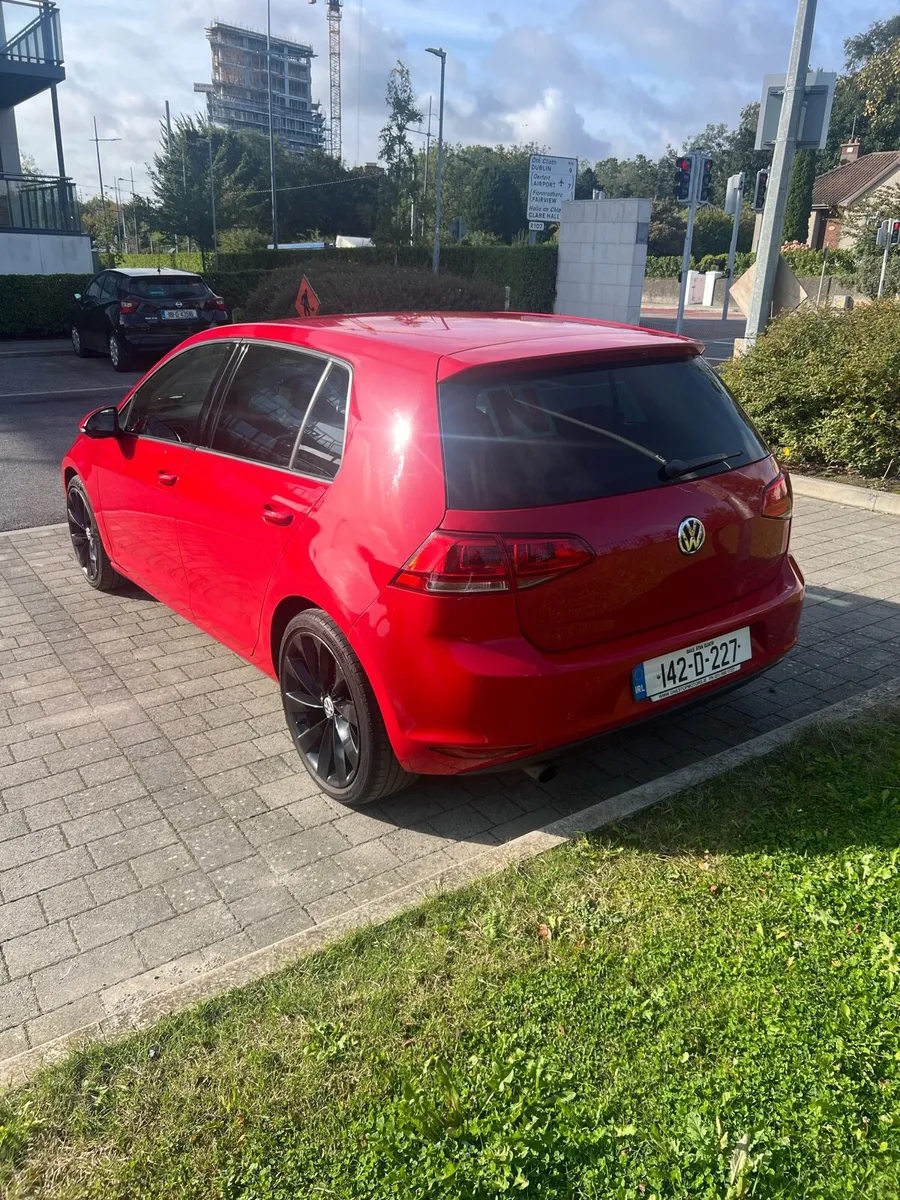 Volkswagen golf - Image 3
