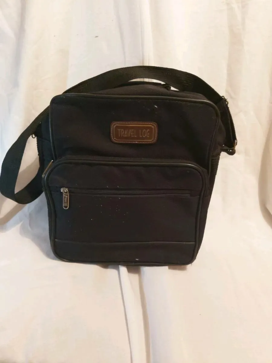 Shoulder bag - Image 1