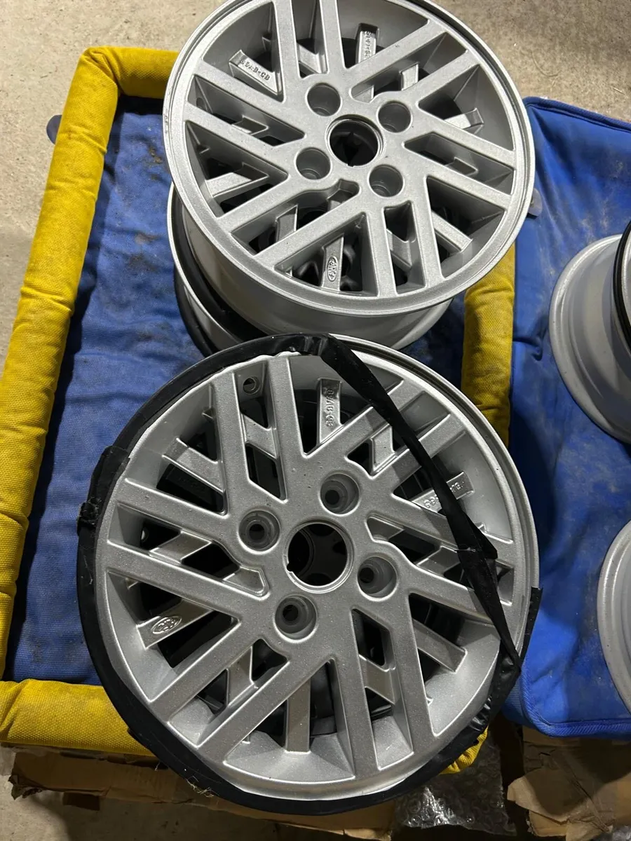 Ford Alloys refurbished - Image 4