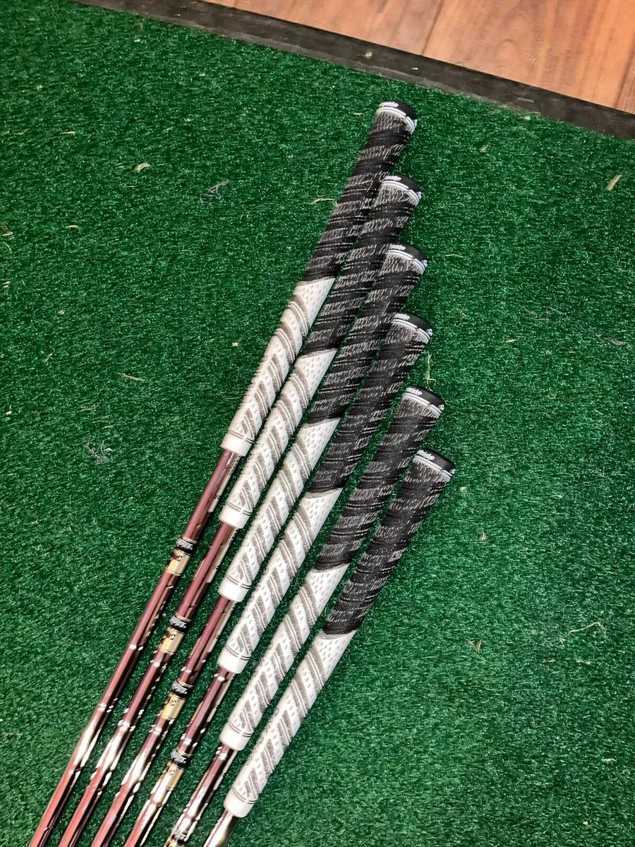 Mizuno golf irons - Image 2