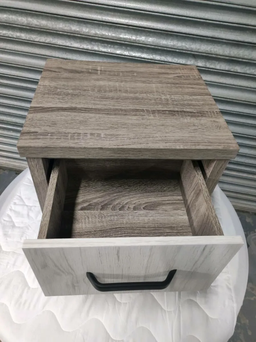 Various Chests of drawers & lockers *delivery - Image 3