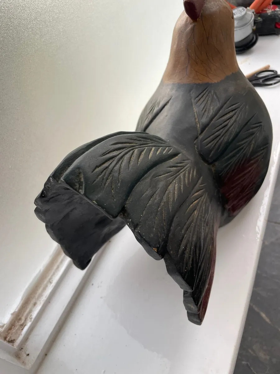 Wooden chicken decor - Image 2