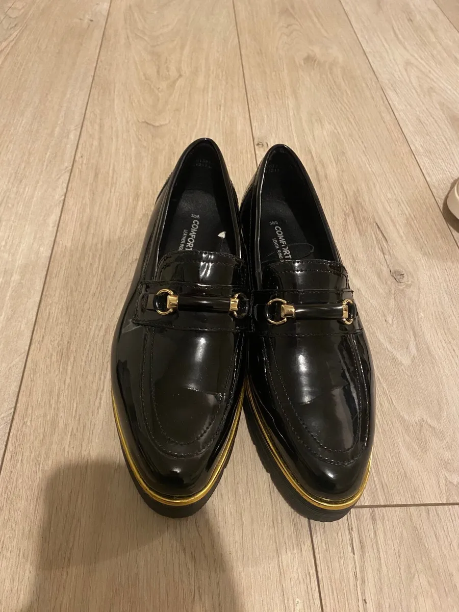 Women’s shoes - Image 2