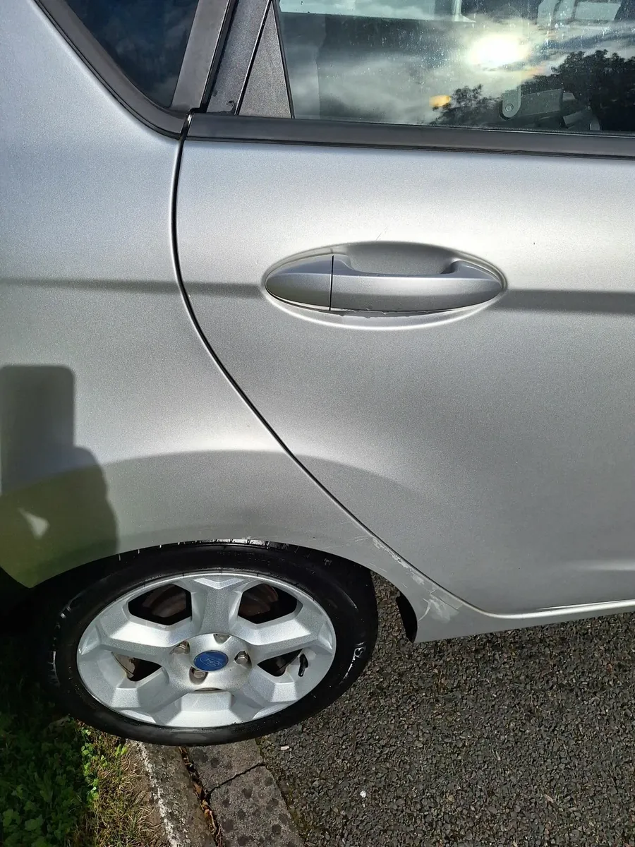 Ford Fiesta 2011 petrol Damaged Repairable - Image 3