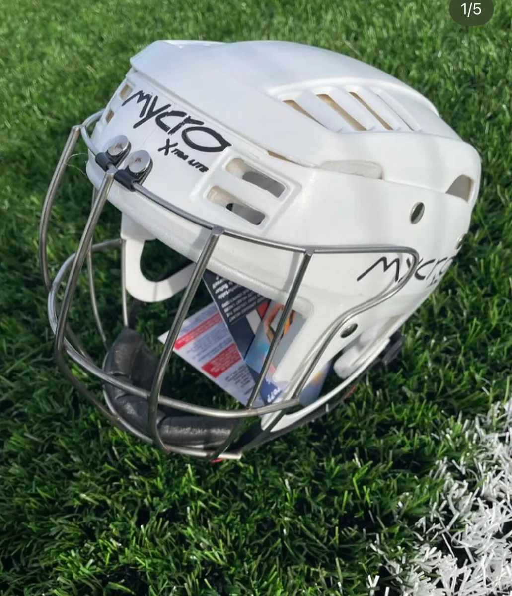 Hurling helmet