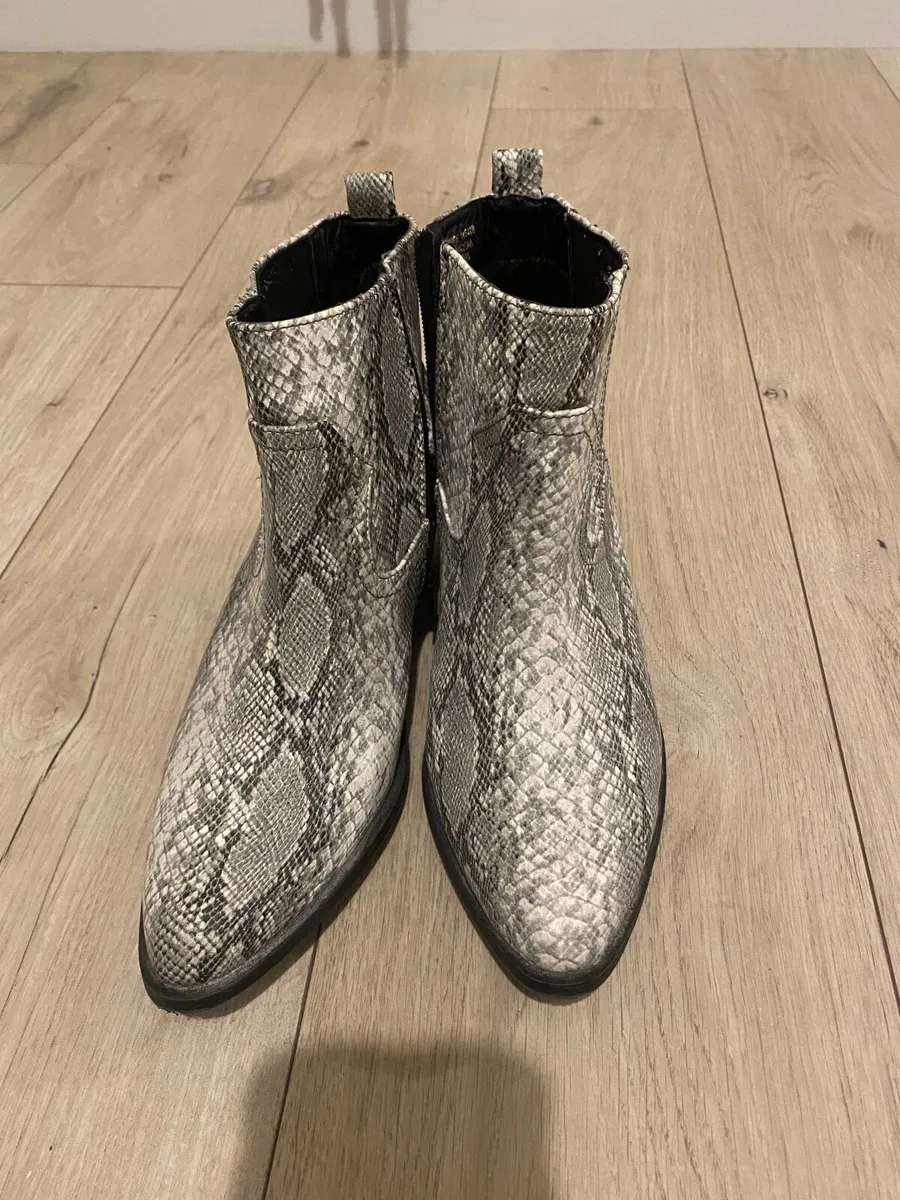 Women’s boots - Image 3