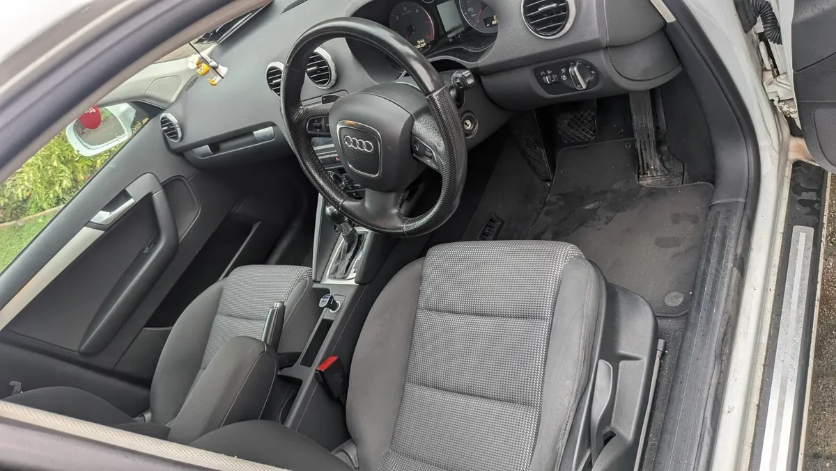 Audi A3 2012 - Image 2