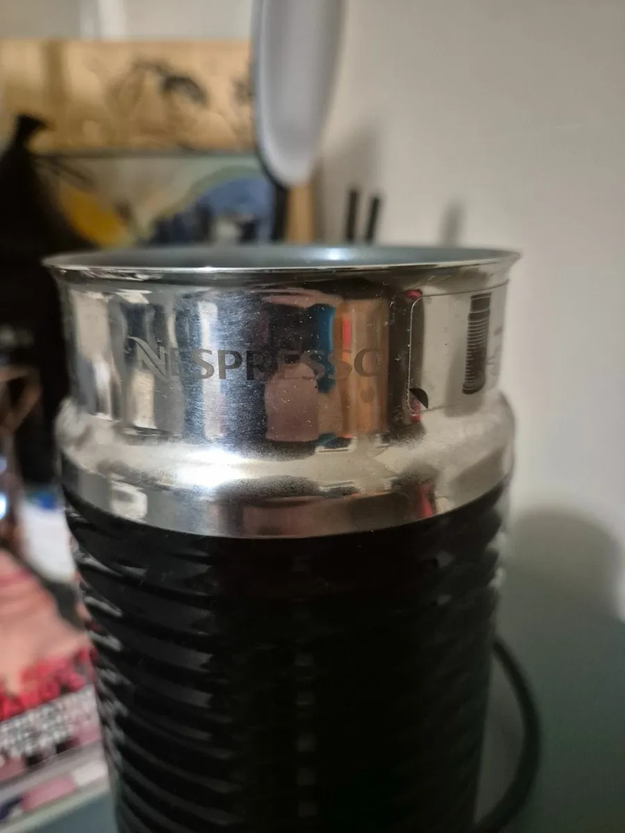 Nespresso frother - Image 3