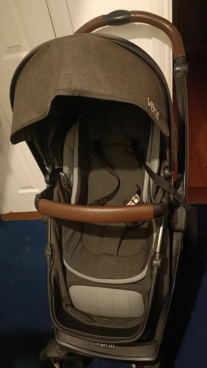 Stroller - Image 2