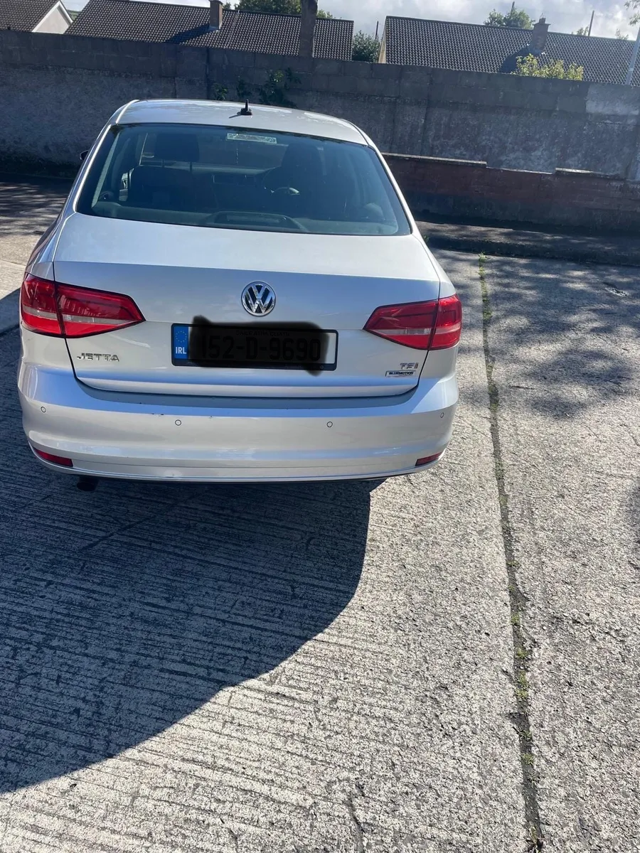 2015 Volkswagen Jetta 1.2 TSI – 81,000 km - Image 4