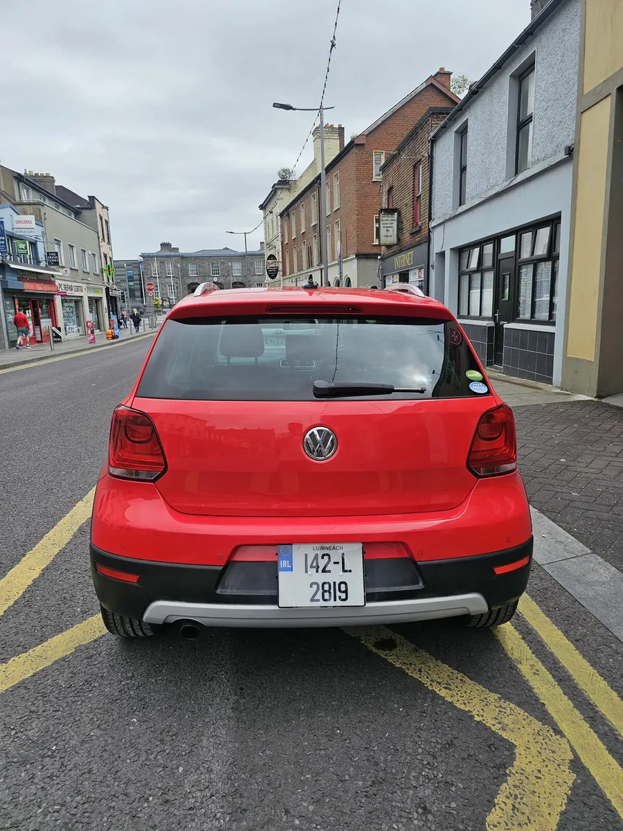 Volkswagen Polo cross 1.2L Automatic TSI - Image 3