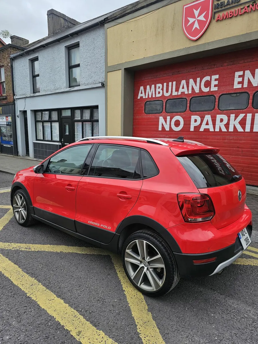 Volkswagen Polo cross 1.2L Automatic TSI - Image 4