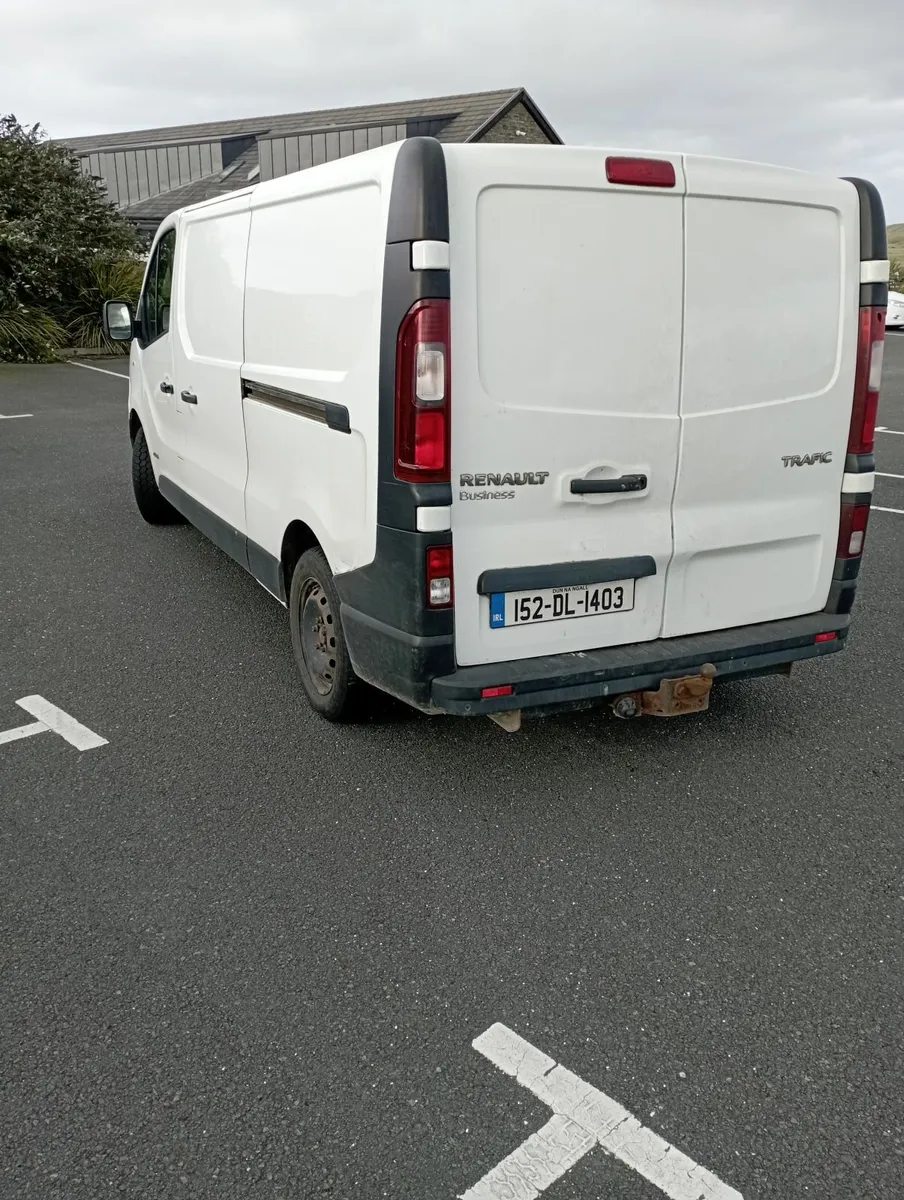Renault Trafic 2015 - Image 2