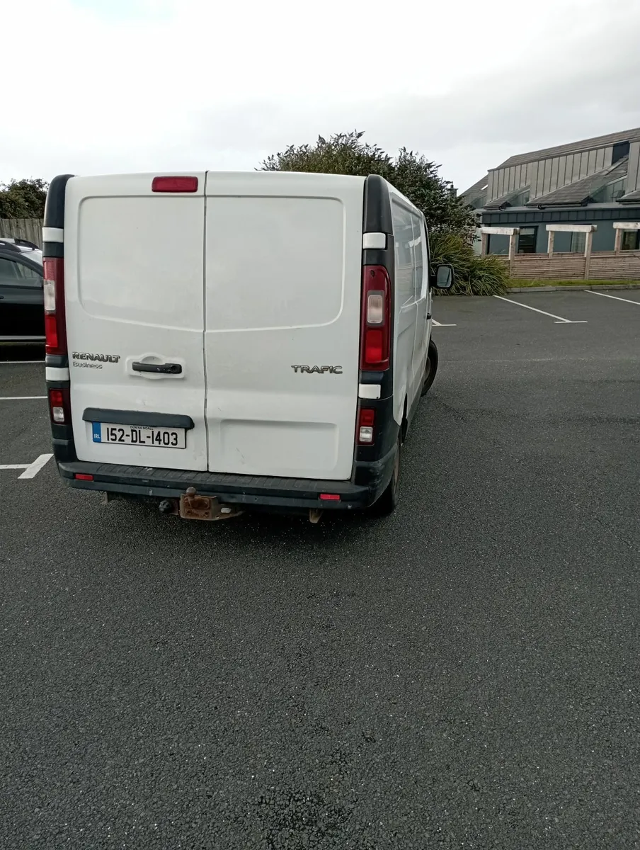 Renault Trafic 2015 - Image 3