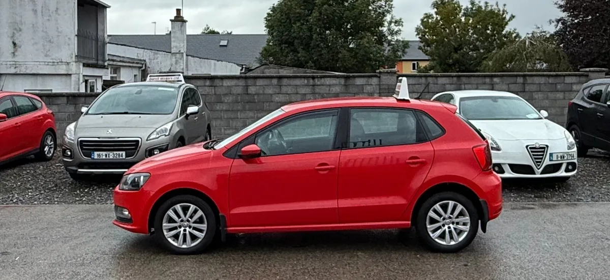 16 Volkswagen Polo 1.0 - Image 3