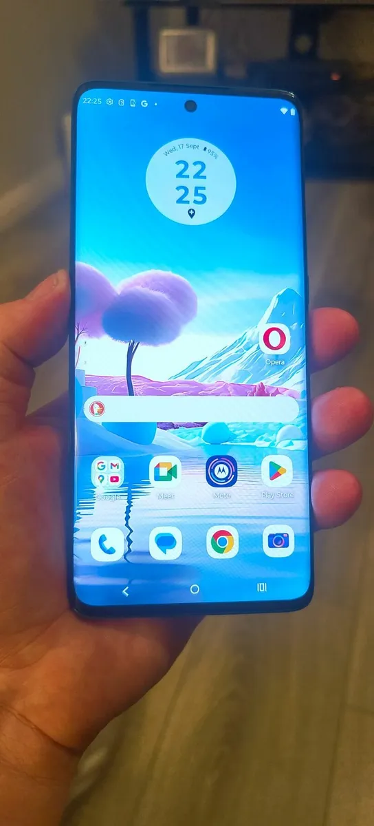 Motorola edge 40 Neo 256GB 12+4GB - Image 1