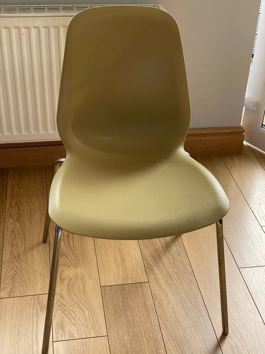 Chairs x 4