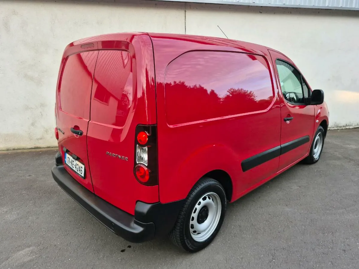 PEUGEOT PARTNER**ONLY 57,000mls**SUPERB CONDITION* - Image 4