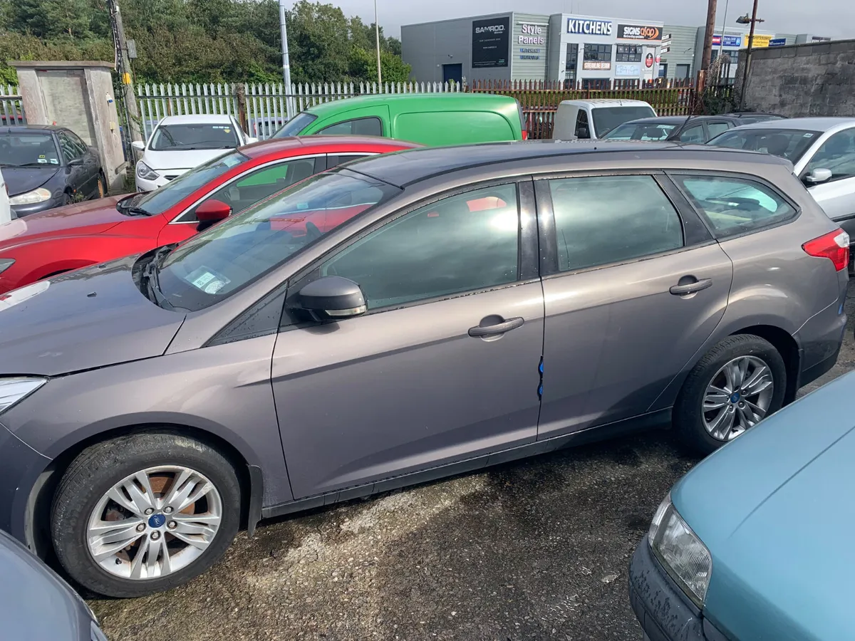 2013 FORD FOCUS  DIESEL - Image 4